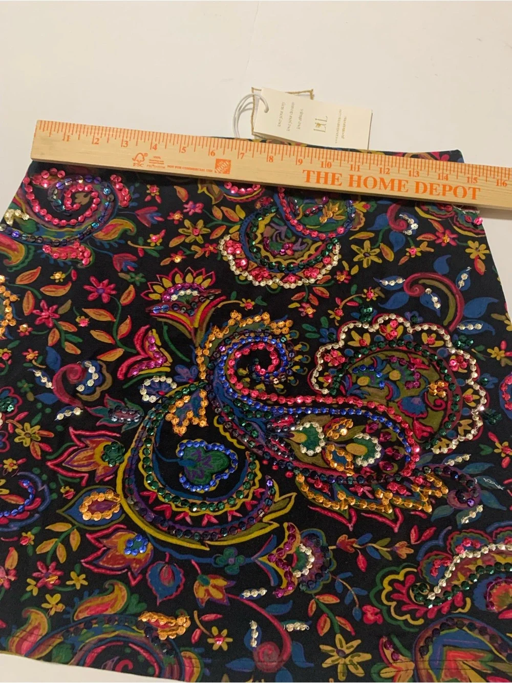 Love The Label Daphne Print Sequin Paisley Mini Skirt NWT - Picture 10 of 12